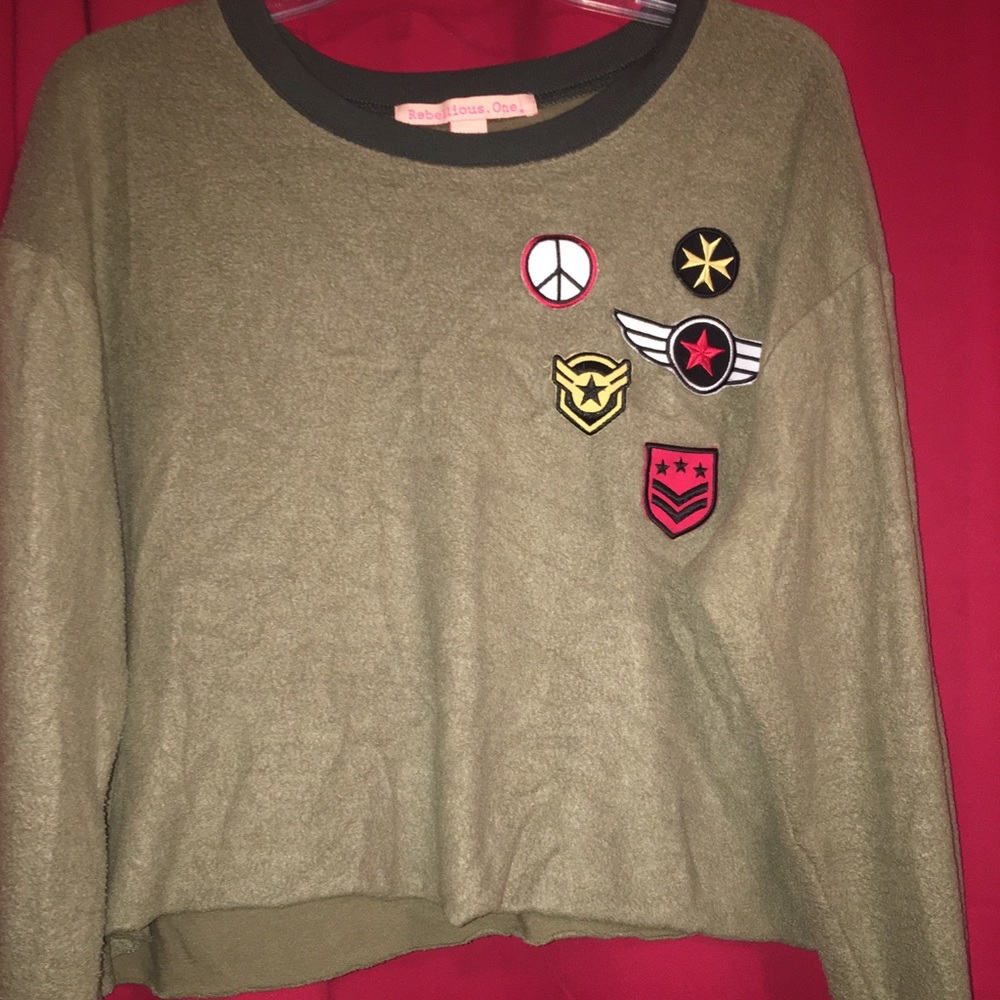 Crop sweater